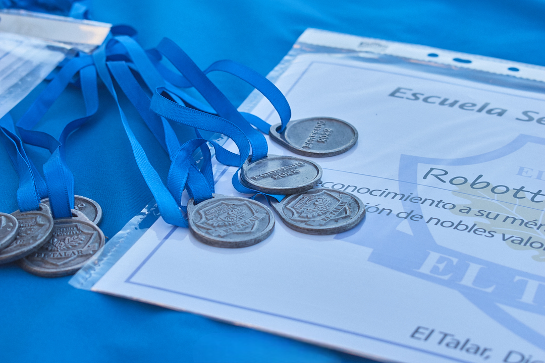 medallas de egresados secundaria